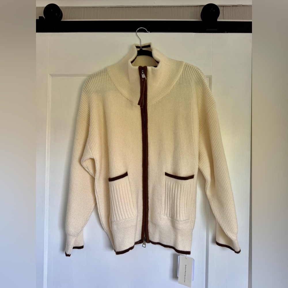Commense Cream Zip-Up Cardigan with Brown Trim